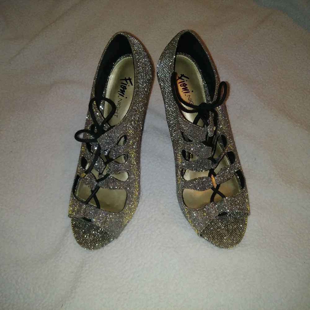 Cute 20's Theme Cutout Heels